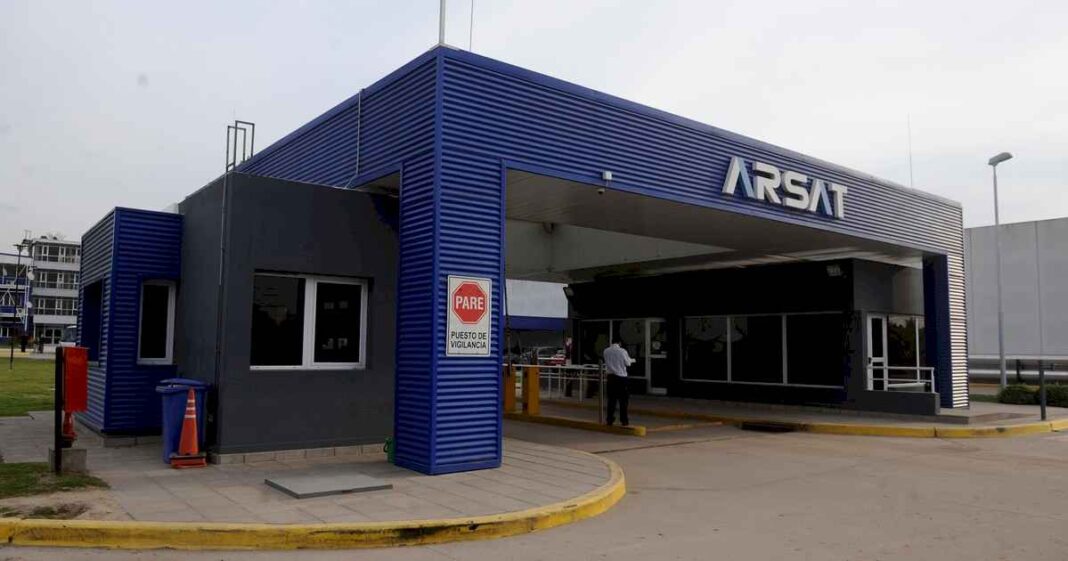 desplazan-al-gremio-foetra-de-la-conduccion-de-arsat,-pero-dan-una-senal-de-continuidad