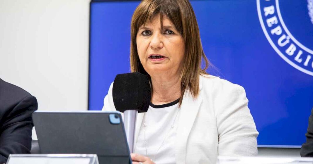 patricia-bullrich-dijo-que-martin-lousteau-voto-contra-el-dnu-porque-«le-sacaron-la-caja-de-las-universidades»