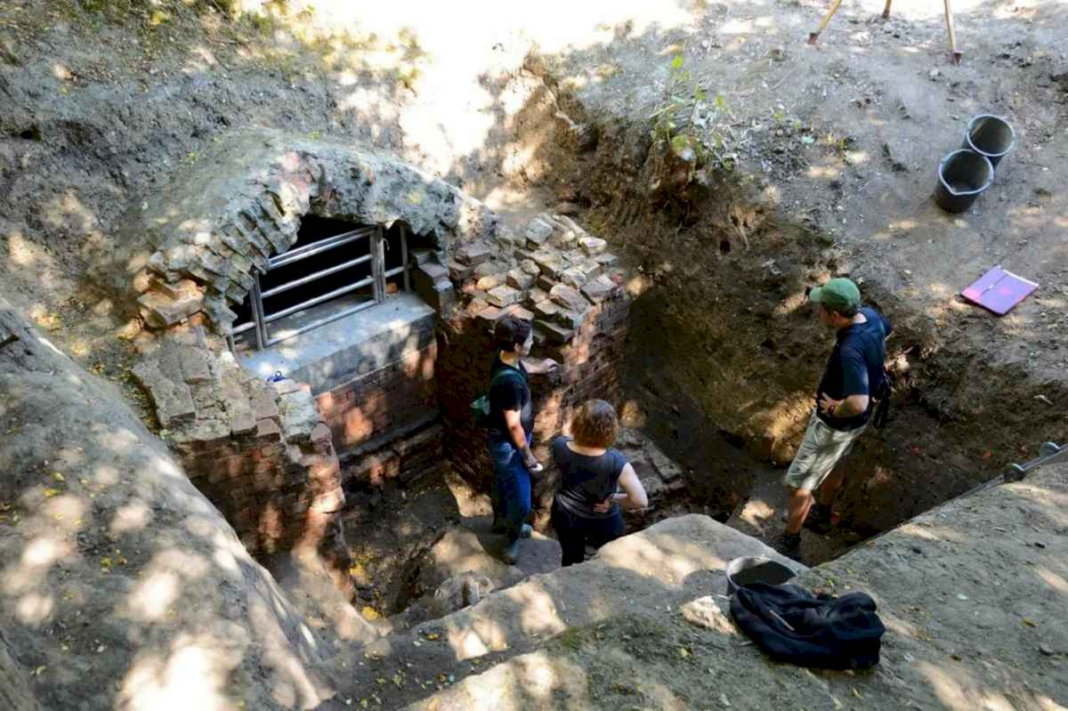 pensaron-que-habian-encontrado-un-tunel-masonico-pero-se-sorprendieron-con-el-giro-arqueologico