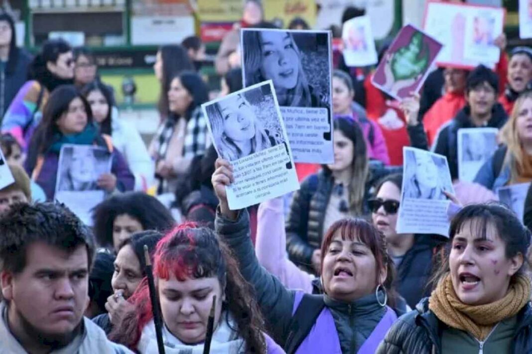 marcha-por-la-joven-desaparecida-en-neuquen,-luciana-munoz