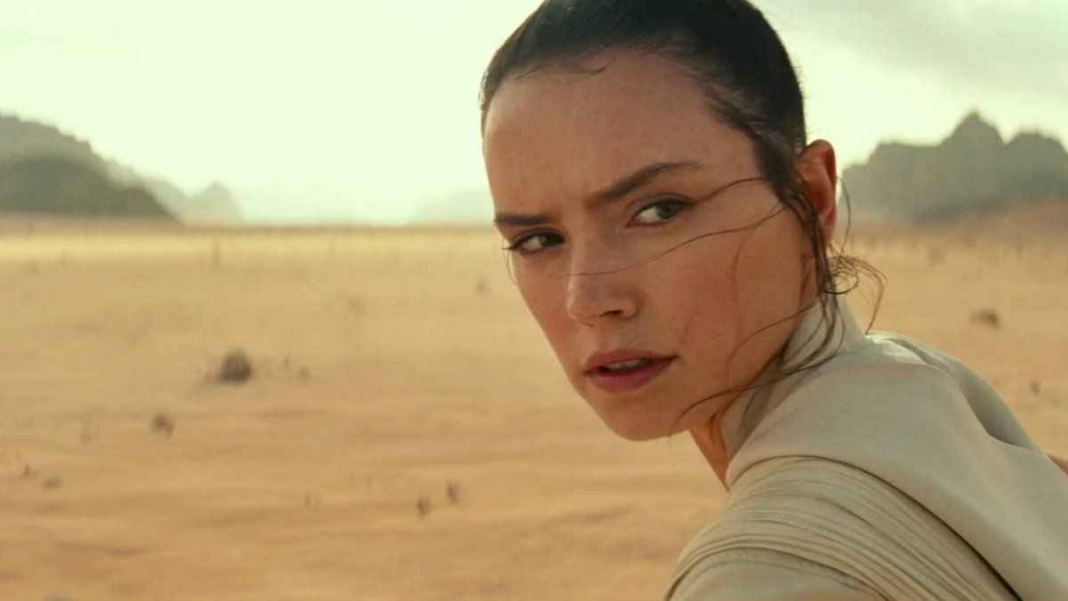 el-creador-de-«peaky-blinders»-ya-no-sera-parte-de-la-pelicula-de-«star-wars»-protagonizada-por-daisy-ridley