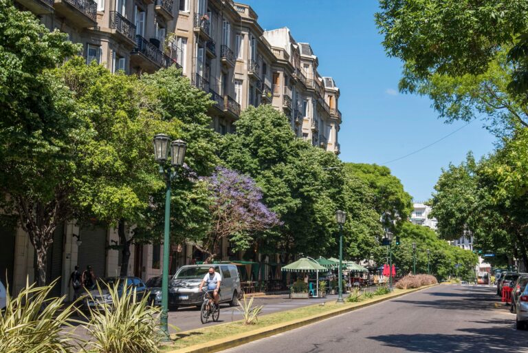 Por qué los dueños ya no aceptan negociar el precio de los departamentos y casas