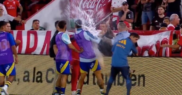 Escándalo en Huracán-Boca: cruce entre la platea y el banco visitante y agresión a Rojo