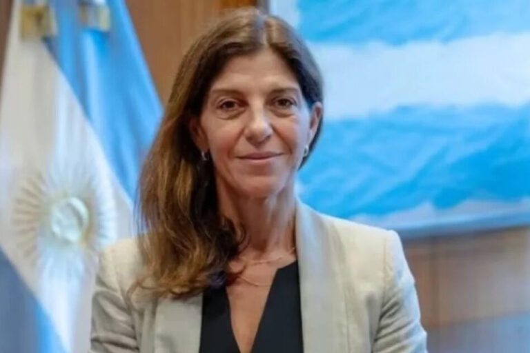 El Gobierno echó a la titular de la exAFIP, Florencia Mizrahi, y será reemplazada por Juan Pazo