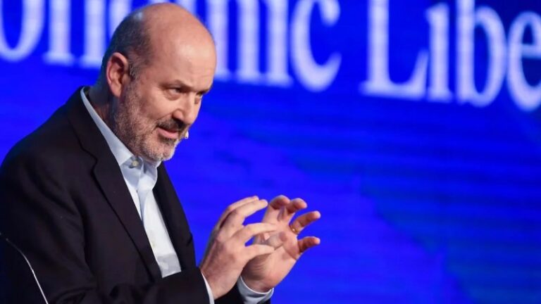 El gobierno de Milei festeja el despido de más de 35000 trabajadores públicos