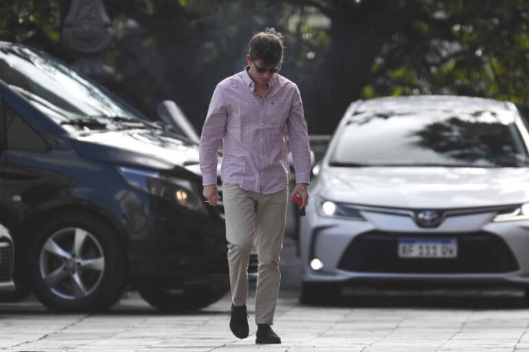 Feroz cruce de Santiago Caputo con dos ex funcionarias de Macri por la guerra en la AFIP