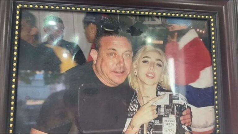 De qué murió el padre de Nicki Nicole