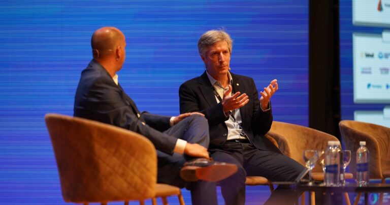 Operativo calma cambiaria: el Banco Central mantuvo contactos con los bancos