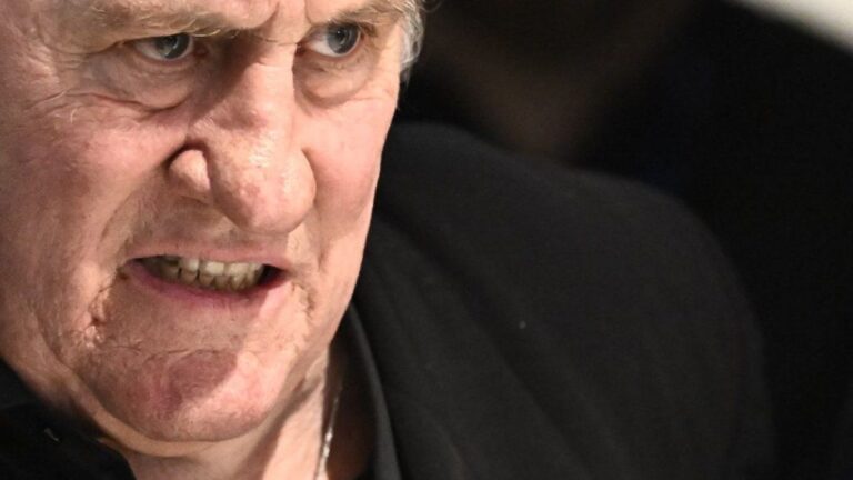 Gerard Depardieu negó las acusaciones de agresión sexual en su contra