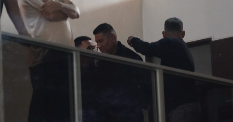 Detuvieron al custodio de Diego Maradona por falso testimonio en el juicio por su muerte