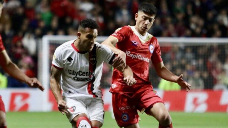 Newell’s vs Argentinos Juniors por el Torneo Apertura 2025: horario, formaciones y TV