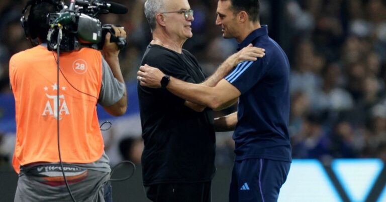 Uruguay jugará un amistoso en China, Argentina en veremos