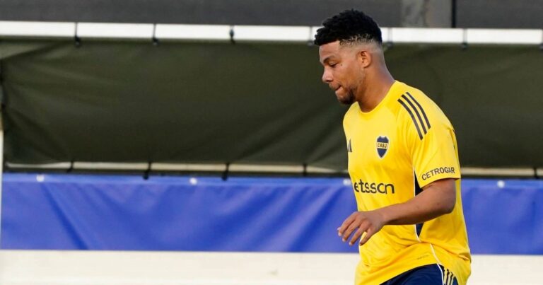 Video: las dos chilenas de Fabra en la práctica de Boca en Miami