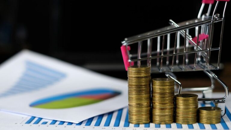 Gobierno espera menos inflación y recuperación salarial hasta las elecciones