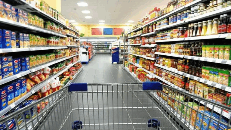 Consumo, sin una tendencia clara en mayo: las ventas en  los súper cayeron, aunque rebotaron en los mayoristas