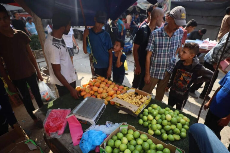 Mercados abarrotados: los únicos con hambre en Gaza son los secuestrados por Hamas