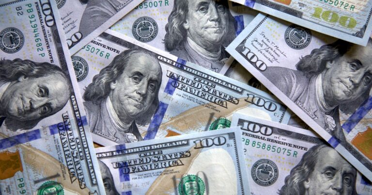 Dólar hoy y dólar blue, EN VIVO: a cuánto cerró el oficial y cuál es el precio del paralelo este jueves 7 de agosto, minuto a minuto