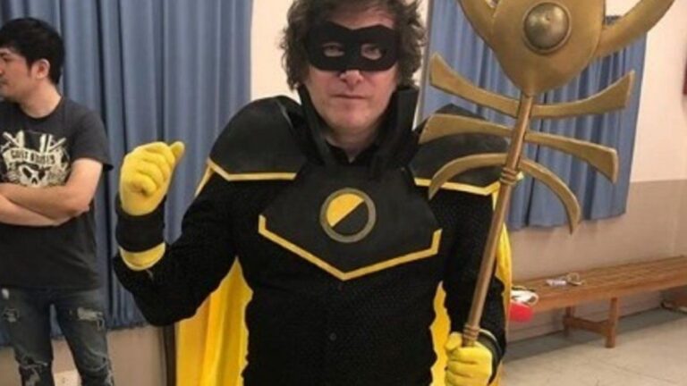 Javier Milei leyó un párrafo copiado de la película «Batman» en su discurso de Cadena Nacional