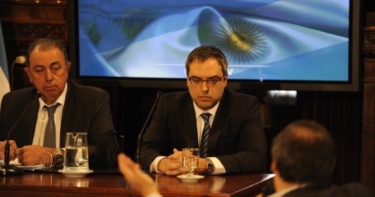 El Gobierno pidió que Ernesto Kreplak detenga al dueño del laboratorio del fentanilo contaminado y el juez le respondió a Milei que se abstenga de interferir