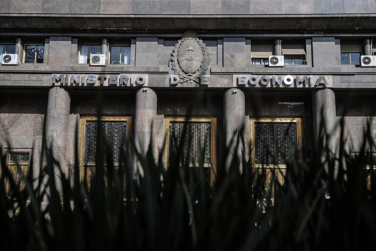 Cayeron las transferencias a provincias