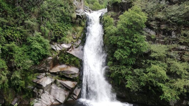 Tragedia en Córdoba: un hombre de 35 años murió ahogado tras tirarse a una cascada