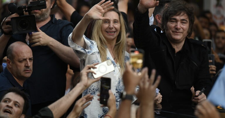 Milei viaja a Jesús María, el festival en el que la pasó mal Villarruel, y después va a Paraguay y Davos