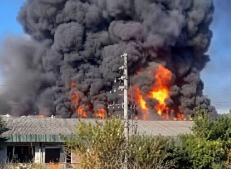 Incendio en depósito de pinturas de Francisco Álvarez