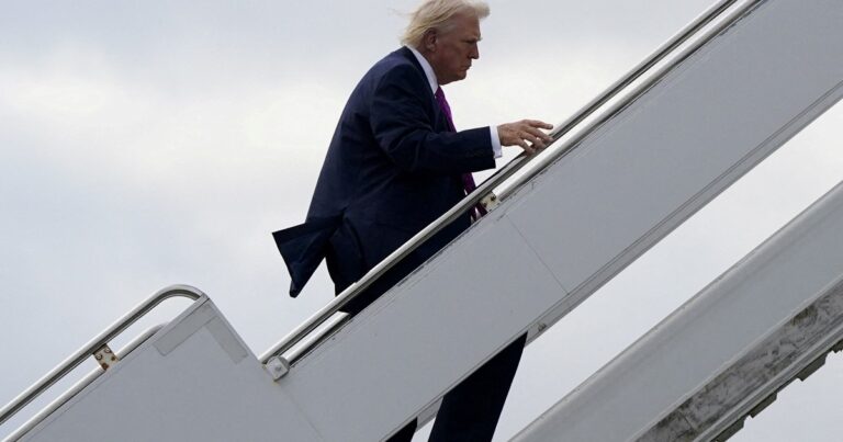 Mapa que muestra la ubicación del Estrecho de Ormuz en el Golfo Pérsico.