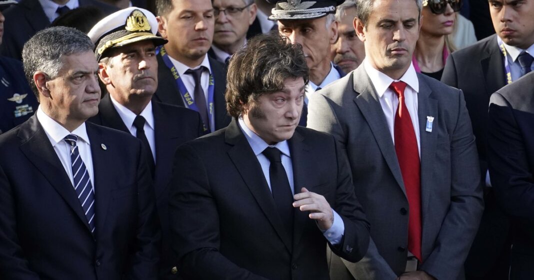 Presidente Javier Milei en acto por el Día del Veterano de Malvinas en Plaza San Martín.