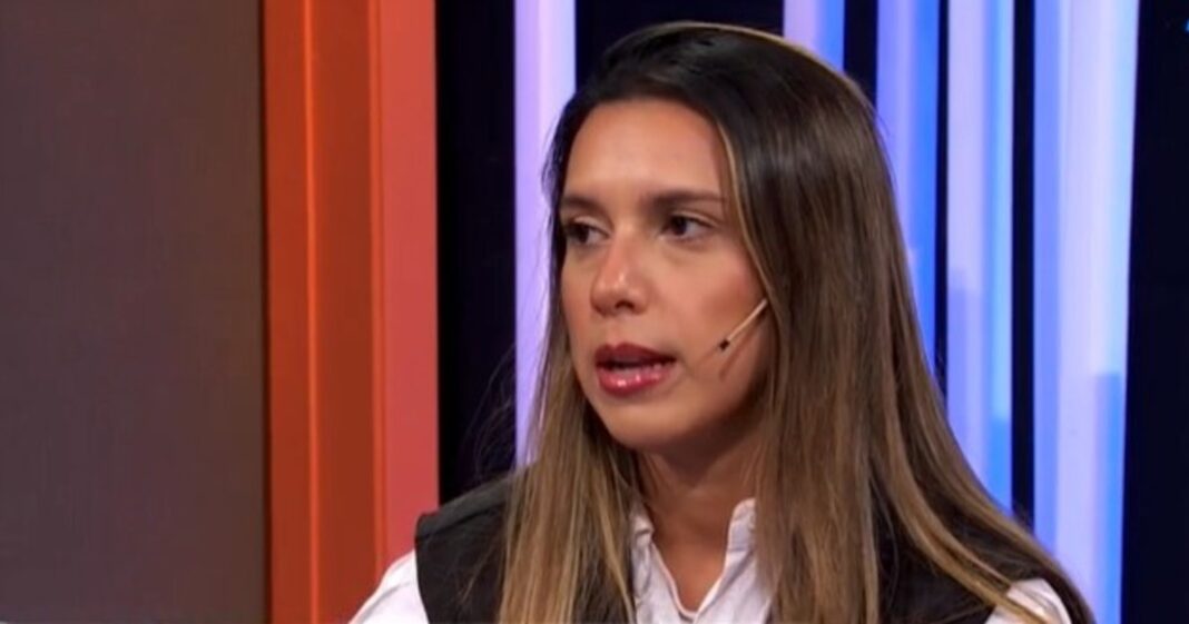 Retrato de Agostina Páez, abogada santiagueña.