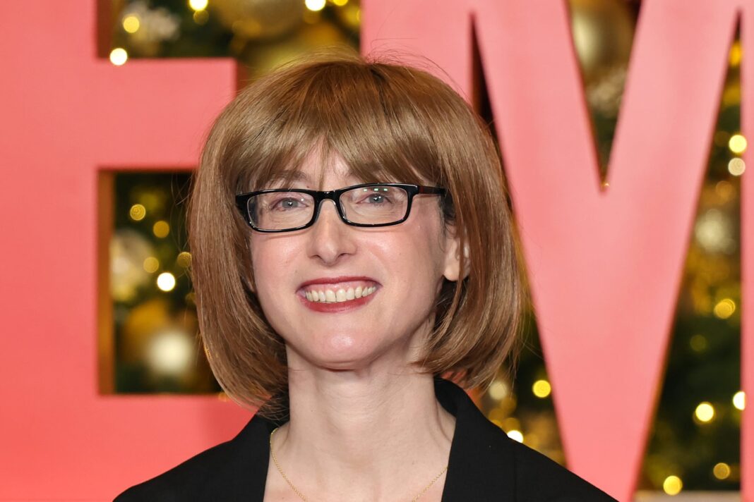 Retrato de la doctora y escritora Sara Cohen, conocida como Freida McFadden, autora de 