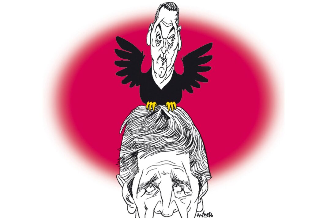 Luis Caputo, ministro de Economía de Argentina, durante una reunión.