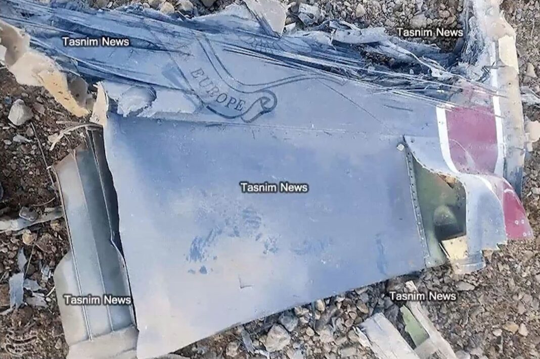 Donald Trump hablando en una conferencia de prensa sobre relaciones internacionales.