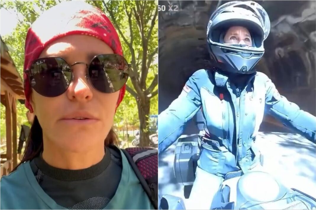 Carolina Baldini en moto durante su viaje de Croacia a Grecia