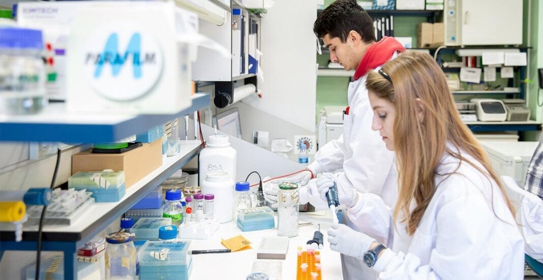Logotipo de la Fundación Española para la Ciencia y la Tecnología (FECYT)