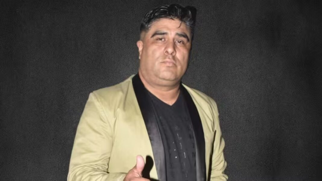 Adrián Marcelo Torres, cantante del Grupo Green, durante una presentación