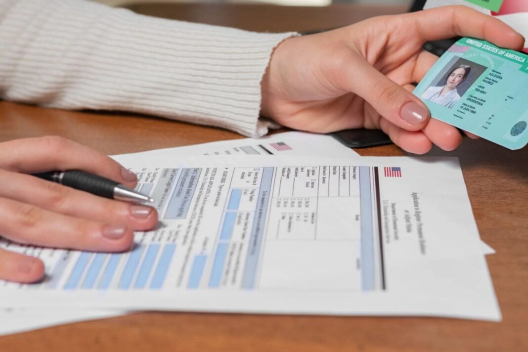 Documento del Uscis sobre nuevas reglas para green card en junio 2026
