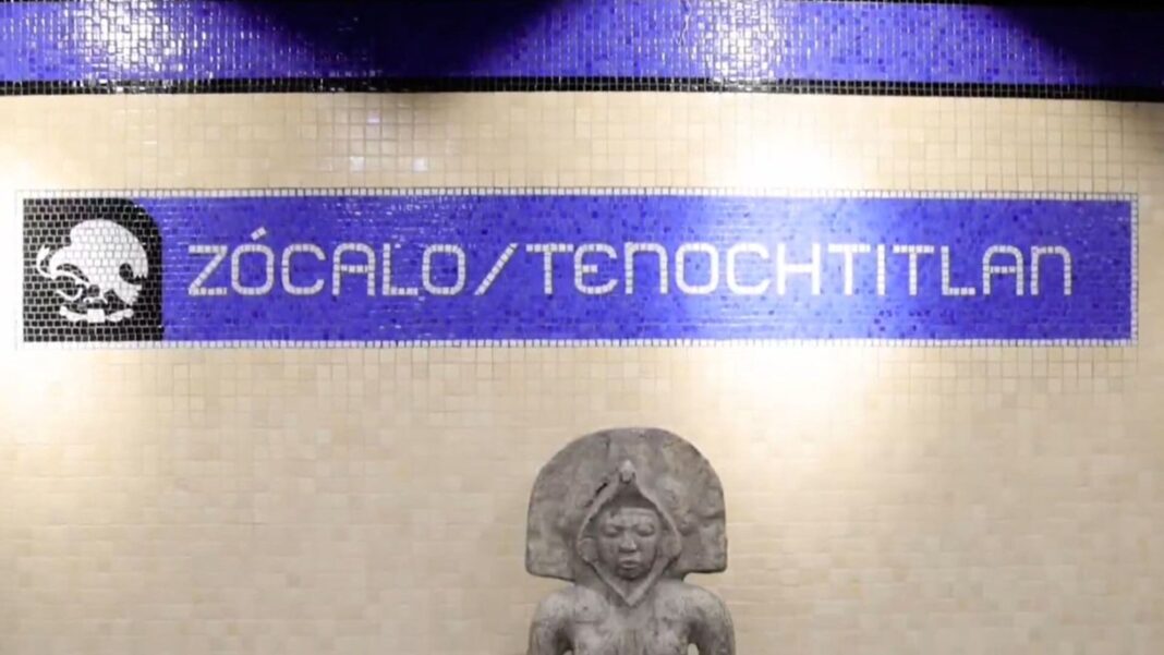 Estación Zócalo/Tenochtitlán de la Línea 2 del Metro CDMX con muros verdes y renovación de acabados