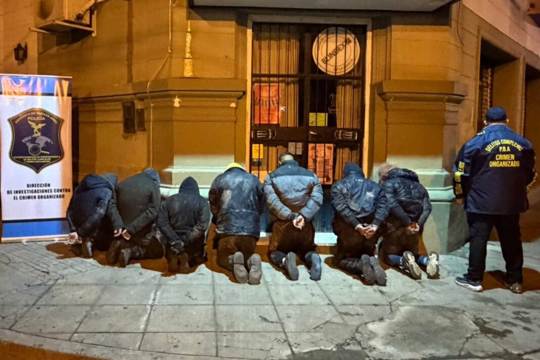 Operativo policial con vehículos secuestrados y herramientas incautadas en Baradero