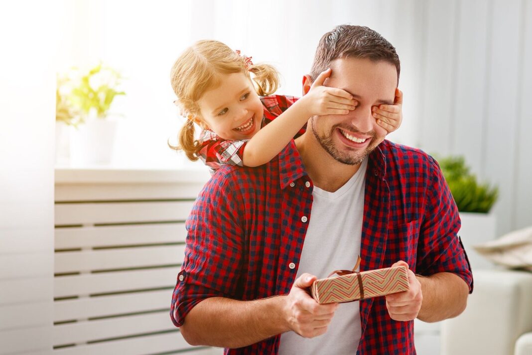 Calendario de junio de 2026 con el 21 marcado como Día del Padre