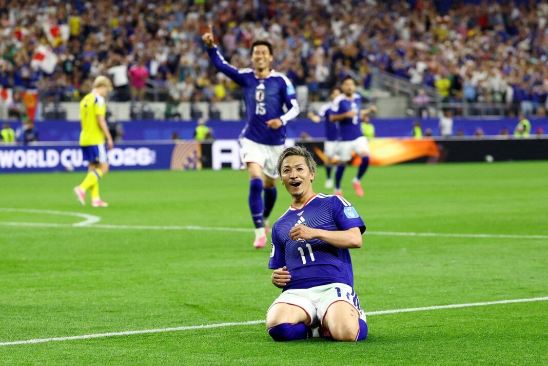 Jugadores de Japón celebrando el empate ante Suecia en Arlington