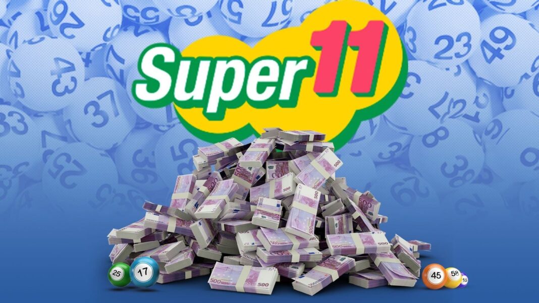 Boleto de Super Once sobre una mesa