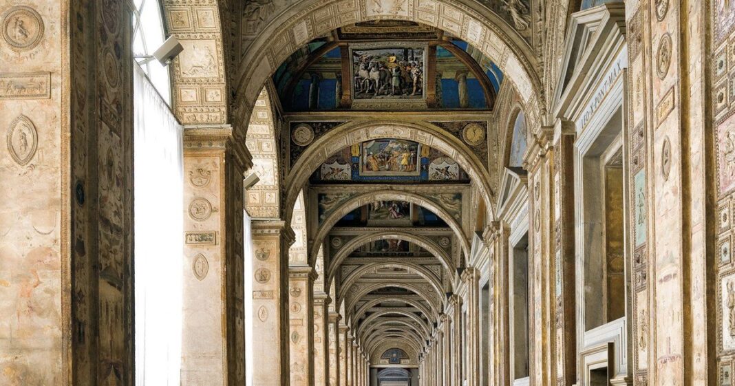 Frescos de la Logia de Rafael en el Palacio Apostólico del Vaticano