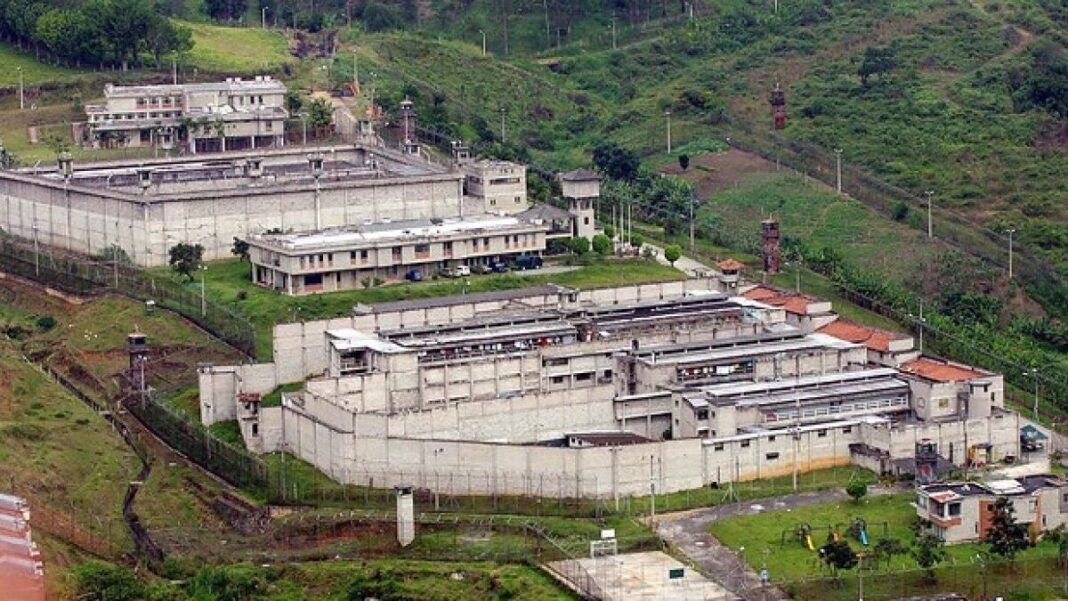 Fachada de la cárcel de alta seguridad de Itagüí, Antioquia