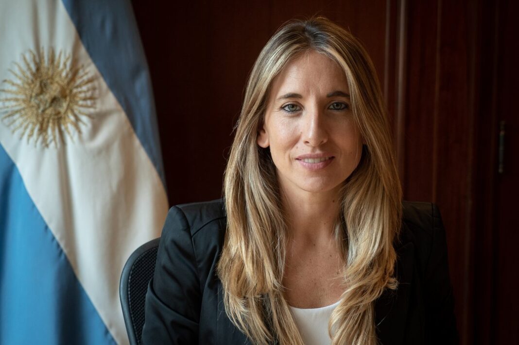 Cecilia Nicolini en los tribunales de Comodoro Py