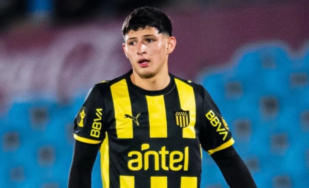 Cristian Jaime durante un partido con Peñarol