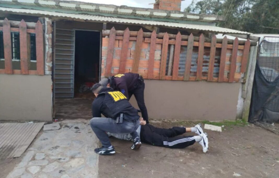 Detenido debajo de una cama en Mar del Plata