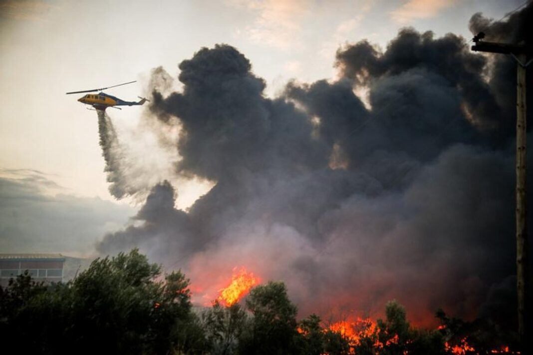 Incendio forestal en Almería, España