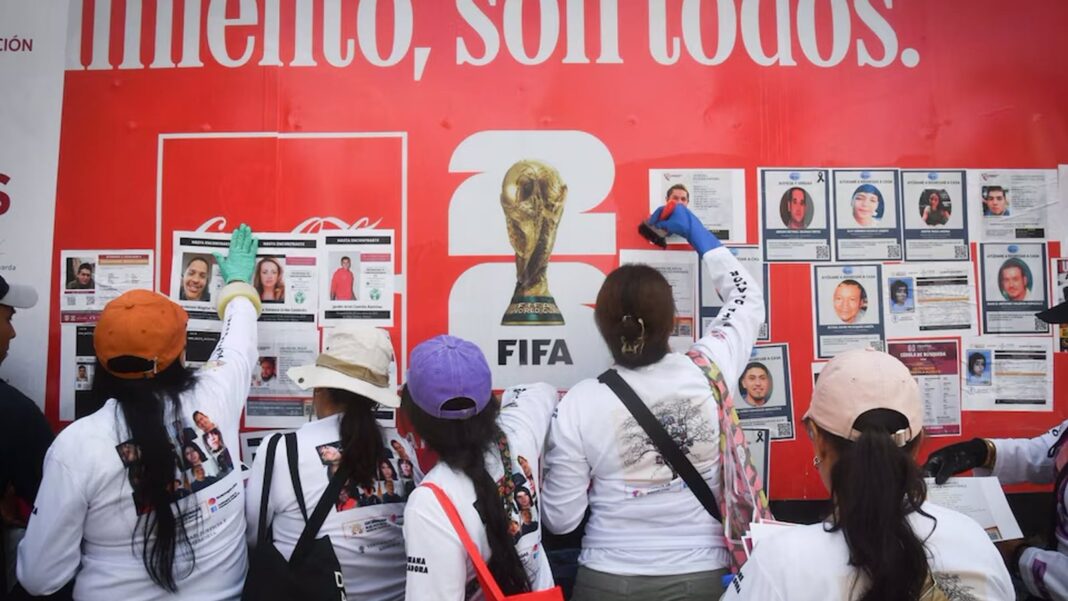 Vista aérea de un estadio de fútbol durante el Mundial 2026 en México