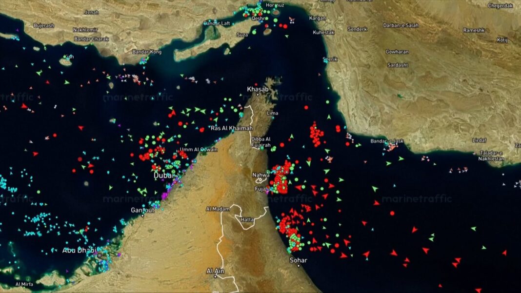 Mapa del estrecho de Ormuz con rutas marítimas